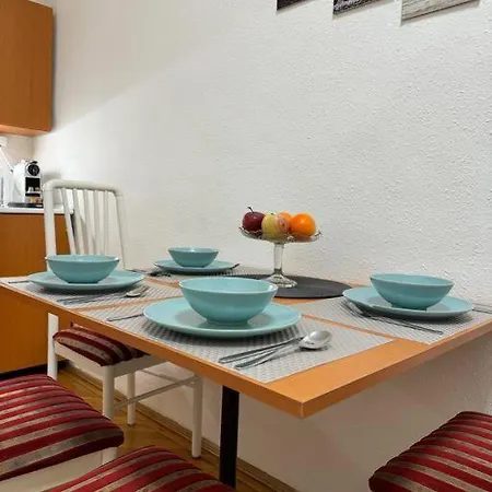 Spacious Retro Style Apartament Budapeszt