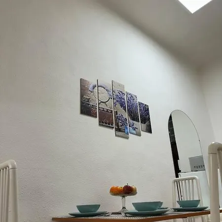 Spacious Retro Style Apartment
